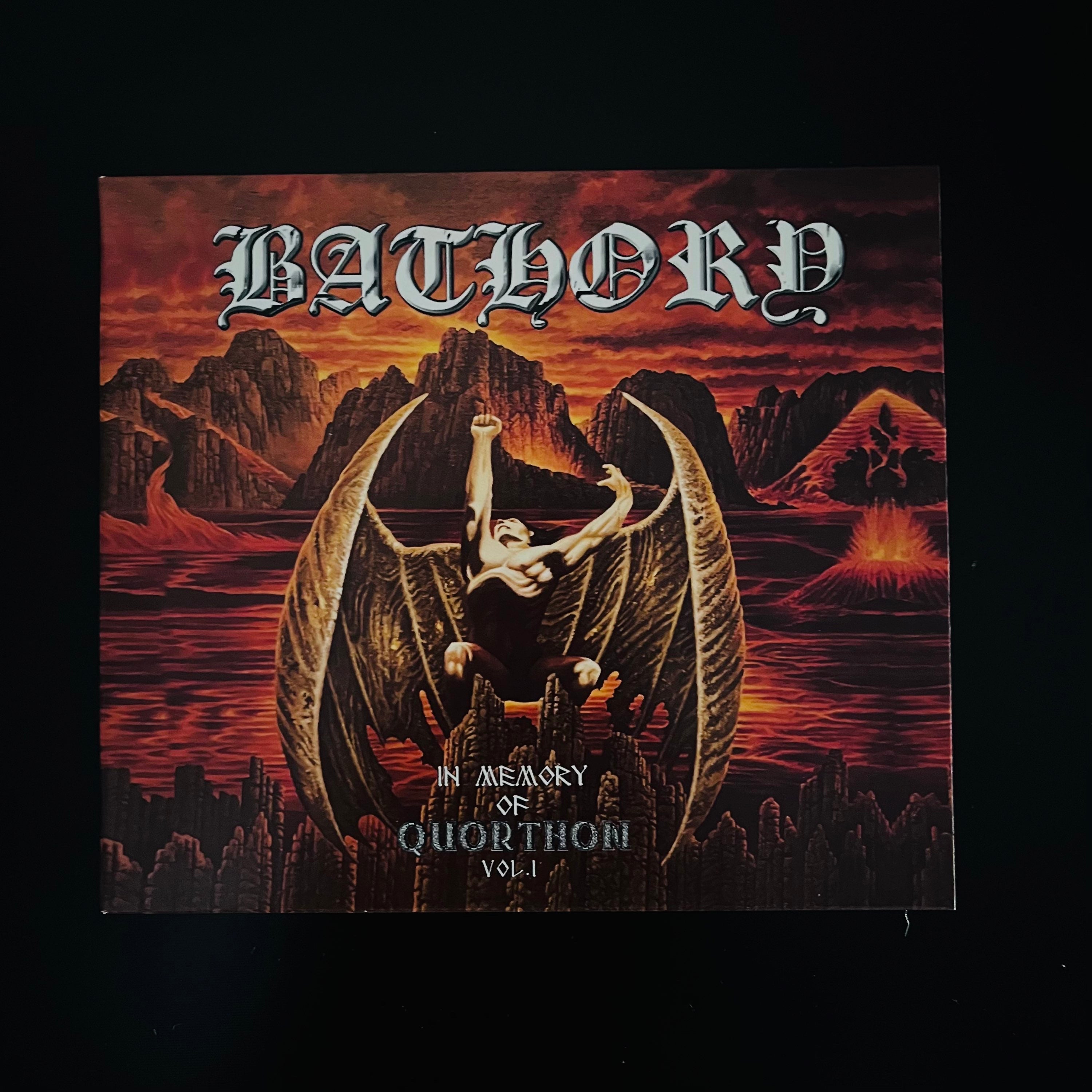 Bathory - In Memory of Quorthon Box Triplo